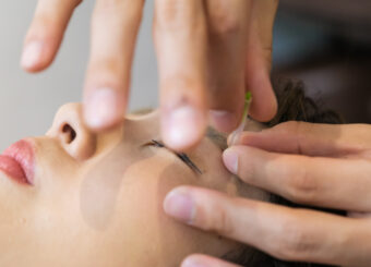 美顔鍼＋全身骨格矯正